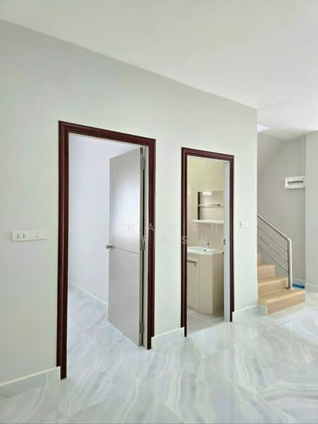 บ้านเดี่ยว 2 ชั้น ใกล้เซฟวัน อ.เมือง จ.นครราชสีมา, Nakhon Ratchasima, Pru Yai, Muang Nakhon Ratchasima, Nakhon Ratchasima, 4 Bedrooms, 180 sqm, Single Detached House For Sale, by Nipawan Thurasuk, 500188891 - DDproperty.com