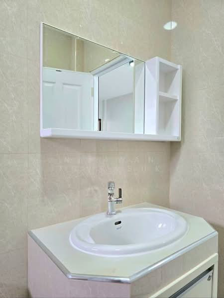 บ้านเดี่ยว 2 ชั้น ใกล้เซฟวัน อ.เมือง จ.นครราชสีมา, นครราชสีมา, ปรุใหญ่, เมืองนครราชสีมา, นครราชสีมา, 180 ตร.ม., บ้านเดี่ยว ขาย, โดย Nipawan Thurasuk, 500188891 - DDproperty.com