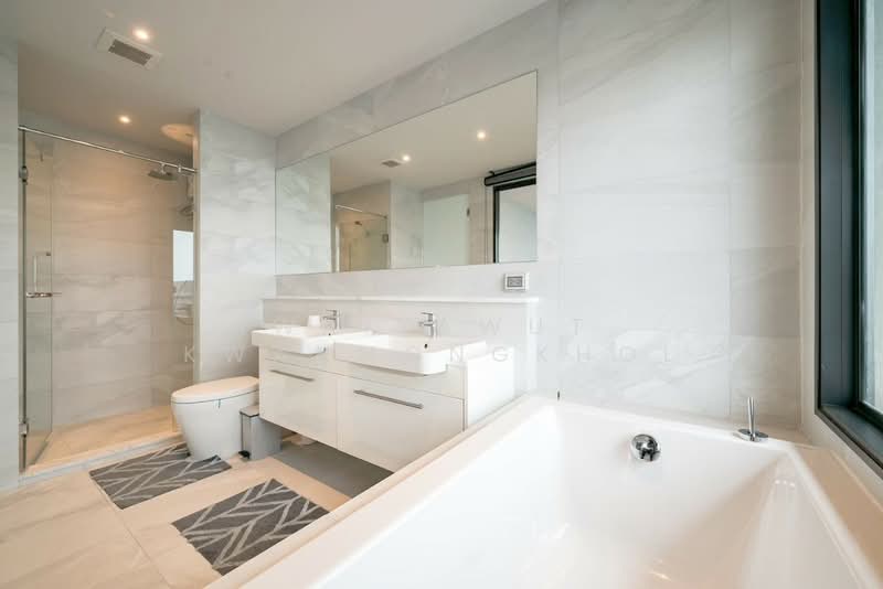 Rhythm Ekkamai, Bangkok, 11 Soi Sukhumvit 63, Khlongtoei Nua, Watthana, Bangkok, 3 Bedrooms, 120 sqm, Condo For Rent, by Waiyawut Kwanmongkhol, 500188910 - DDproperty.com