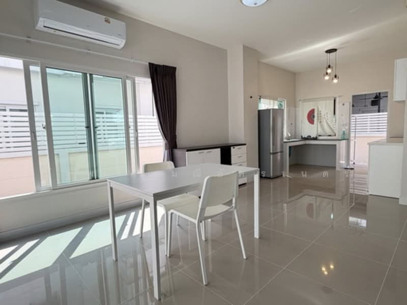 Perfect Place Sukhumvit 77-Suvarnabhumi, Samut Prakan, Lat Krabang Road, Rachathewa, Bang Plee, Samut Prakan, 3 Bedrooms, 200 sqm, Single Detached House For Rent, by นัฐพงค์ มณีอัครเนตร, 500188919 - DDproperty.com