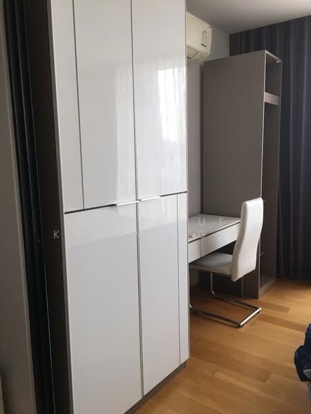 Noble Revo Silom, Bangkok, 88 Soi Surasak Surasak Road, Silom, Bang Rak, Bangkok, 1 Bedroom, 34 sqm, Condo For Rent, by Waiyawut Kwanmongkhol, 500188924 - DDproperty.com