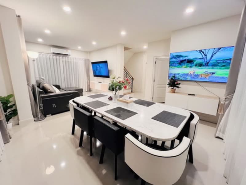 For Rent - Centro Bangna-Wongwean, Bangkok