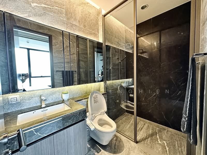 The Esse Sukhumvit 36, Bangkok, Soi Sukhumvit 36, Sukhumvit Road, Phra Kanong, Khlong Toei, Bangkok, 1 Bedroom, 39 sqm, Condo For Rent, by Chanon Phangchienghien, 500188944 - DDproperty.com