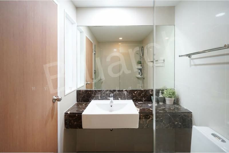 Le Cote Sukhumvit 14, Bangkok, Soi Sukhumvit 14, Khlong Toei, Khlong Toei, Bangkok, 1 Bedroom, 40 sqm, Condo For Rent, by หทัยชนก แสนเสร็จ, 500188986 - DDproperty.com