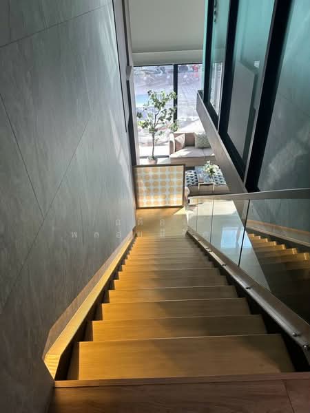 Home Office 4.5 ชั้น ทำเลศักยภาพ ใกล้โรงเรียนเลิศหล้า ประเสริฐมนูกิจ, กรุงเทพ, นวมินทร์, บึงกุ่ม, กรุงเทพ, 636 ตร.ม., สำนักงาน ให้เช่า, โดย อดิศร พลอยมีรัศมี, 500189005 - DDproperty.com