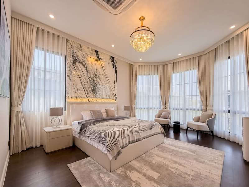 Narasiri Krungthep Kreetha, Bangkok, 69 Soi Pracha Ruamjai, Hua Mak, Bang Kapi, Bangkok, 4 Bedrooms, 495 sqm, Single Detached House For Rent, by Thatsawan Tseng, 500189020 - DDproperty.com