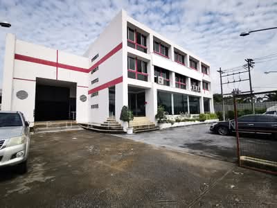 ขาย - ขายอาคารสำนักงาน 3 ชั้น พร้อมโกดัง 1 ไร่ ถนนปัญญาอินทรา, กรุงเทพ