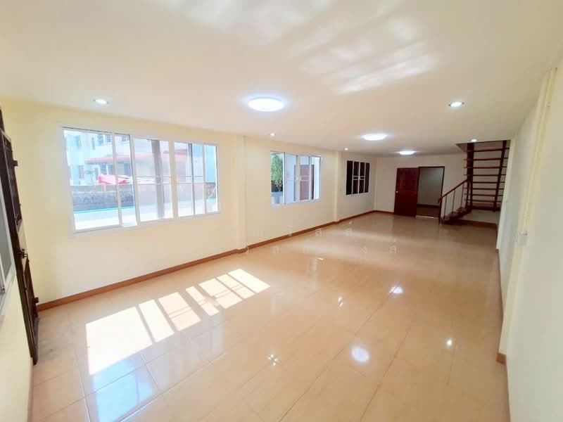 ขาย ทาวน์เฮ้าส์ หลังมุม หมู่บ้าน เทพบัวทอง บางบัวทอง, Nonthaburi, Bang Bua Thong, Bang Bua Thong, Nonthaburi, 6 Bedrooms, 180 sqm, Townhouse For Sale, by กรณวัสส์ กัณฑวัสส์วงส์, 500189044 - DDproperty.com
