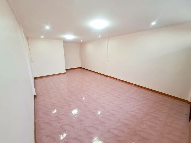 ขาย ทาวน์เฮ้าส์ หลังมุม หมู่บ้าน เทพบัวทอง บางบัวทอง, Nonthaburi, Bang Bua Thong, Bang Bua Thong, Nonthaburi, 6 Bedrooms, 180 sqm, Townhouse For Sale, by กรณวัสส์ กัณฑวัสส์วงส์, 500189044 - DDproperty.com