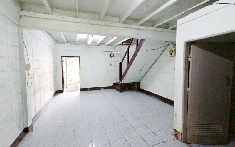 หมู่บ้านการเคหะ 1 ท่าช้าง, Chanthaburi, Tha Chang, Muang Chanthaburi, Chanthaburi, 2 Bedrooms, 100 sqm, Townhouse For Sale, by The Best Property กอล์ฟ, 500189071 - DDproperty.com