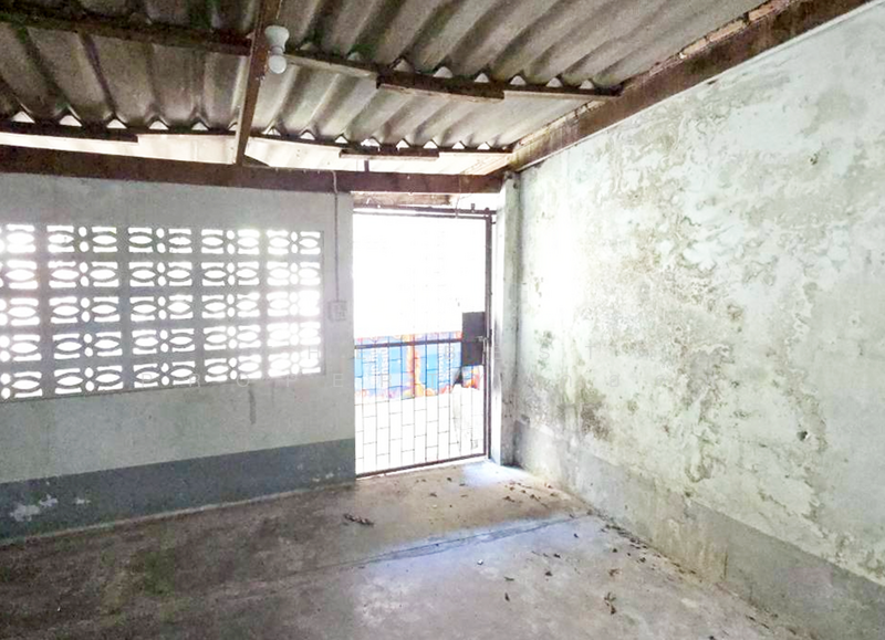 หมู่บ้านการเคหะ 1 ท่าช้าง, Chanthaburi, Tha Chang, Muang Chanthaburi, Chanthaburi, 2 Bedrooms, 100 sqm, Townhouse For Sale, by The Best Property กอล์ฟ, 500189071 - DDproperty.com