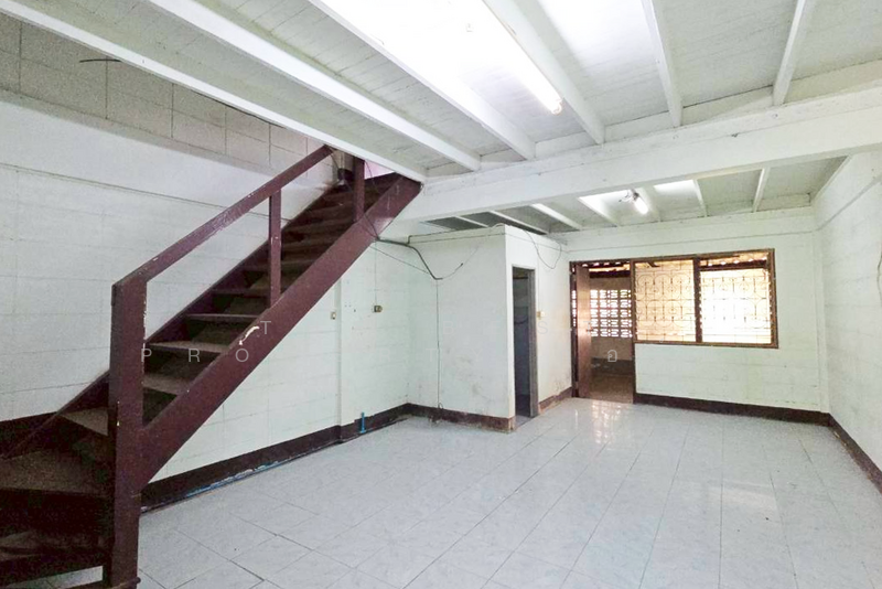 หมู่บ้านการเคหะ 1 ท่าช้าง, Chanthaburi, Tha Chang, Muang Chanthaburi, Chanthaburi, 2 Bedrooms, 100 sqm, Townhouse For Sale, by The Best Property กอล์ฟ, 500189071 - DDproperty.com