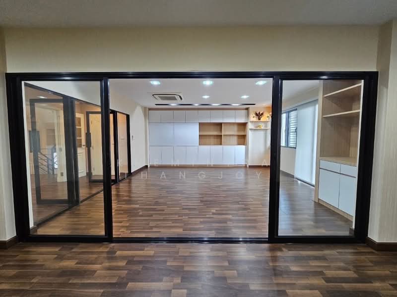 District Ekkamai - Ramintra, Bangkok, 77 Ramintra 40, Nuan Chan, Bueng Kum, Bangkok, 2 Bedrooms, 510 sqm, Townhouse For Sale, by Khemintra Thangjoy, 500189074 - DDproperty.com