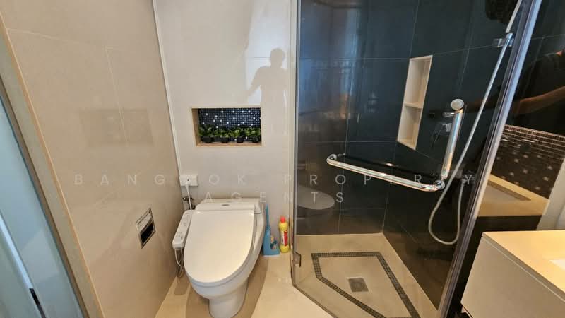 The Address Sukhumvit 28, Bangkok, 1 Soi Sukhumvit 28, Khong Tan, Khlong Toei, Bangkok, 1 Bedroom, 52 sqm, Condo For Rent, by BANGKOK PROPERTY AGENTS, 500189087 - DDproperty.com