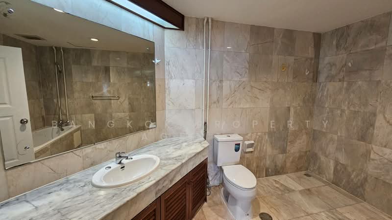 Bangkok River Marina, Bangkok, 266 Charan Sanitwong Rd., Bang Phlat, Bang Phlat, Bangkok, 3 Bedrooms, 300 sqm, Condo For Rent, by BANGKOK PROPERTY AGENTS, 500189101 - DDproperty.com