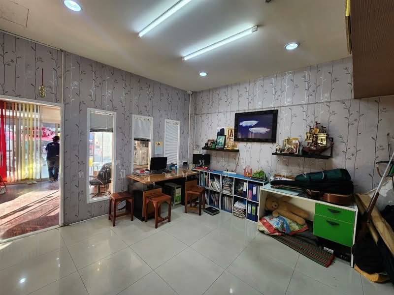 อาคารพาณิชย์ 3 ชั้น 32 ตร.ว. อาคารพาณิชย์ ใกล้ตลาดสามแยกกระทุ่มแบน ถนนเพชรเกษม, สมุทรสาคร, คลองมะเดื่อ, กระทุ่มแบน, สมุทรสาคร, 140 ตร.ม., ตึกแถว-อาคารพาณิชย์ ขาย, โดย คุณ มหากุล มหาปิยานนท์ (คิง), 500189129 - DDproperty.com