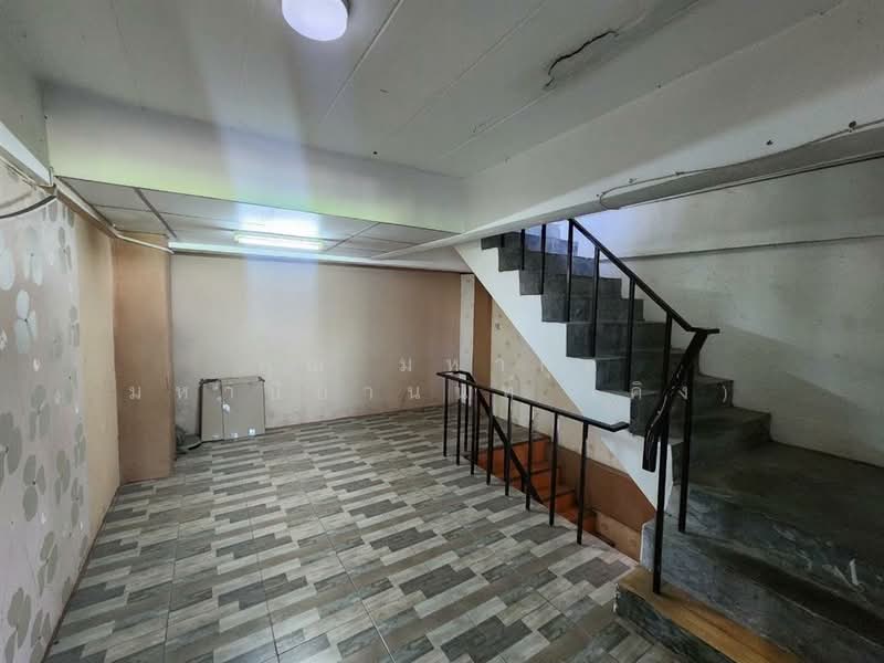 อาคารพาณิชย์ 3 ชั้น 32 ตร.ว. อาคารพาณิชย์ ใกล้ตลาดสามแยกกระทุ่มแบน ถนนเพชรเกษม, Samut Sakhon, Khlong Madua, Krathum Baen, Samut Sakhon, , 140 sqm, Shophouse For Sale, by คุณ มหากุล มหาปิยานนท์ (คิง), 500189129 - DDproperty.com