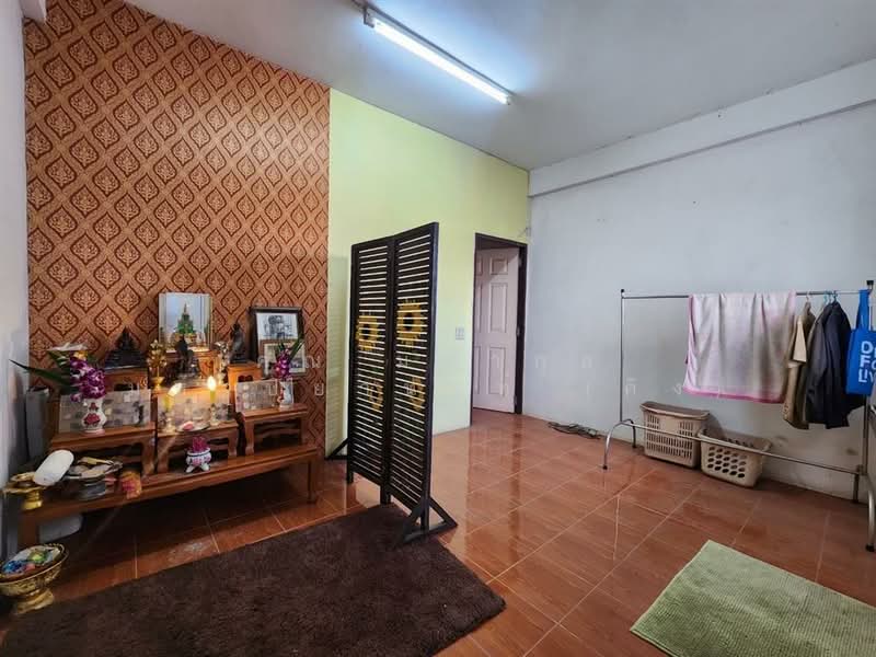 อาคารพาณิชย์ 3 ชั้น 32 ตร.ว. อาคารพาณิชย์ ใกล้ตลาดสามแยกกระทุ่มแบน ถนนเพชรเกษม, สมุทรสาคร, คลองมะเดื่อ, กระทุ่มแบน, สมุทรสาคร, 140 ตร.ม., ตึกแถว-อาคารพาณิชย์ ขาย, โดย คุณ มหากุล มหาปิยานนท์ (คิง), 500189129 - DDproperty.com