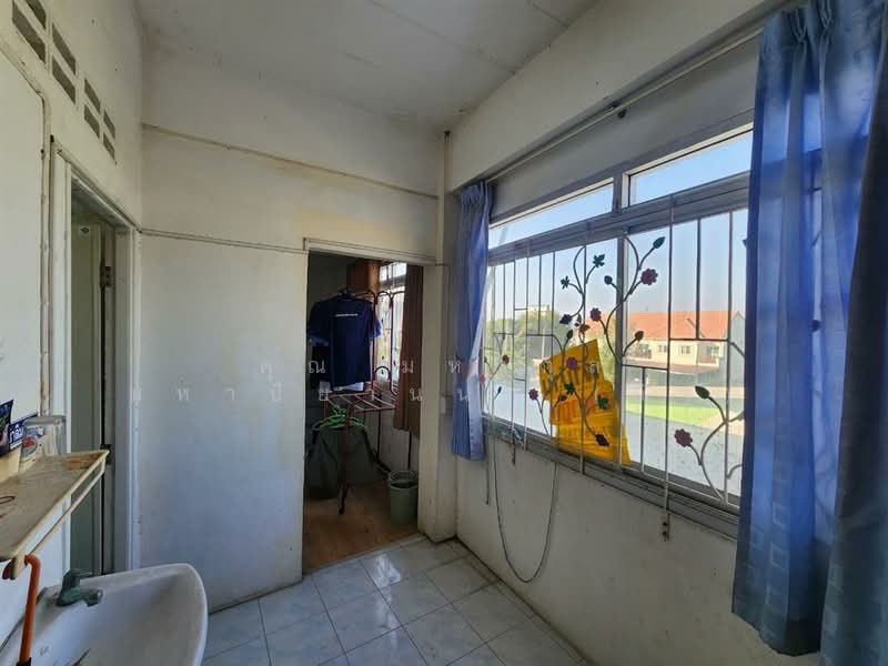 อาคารพาณิชย์ 3 ชั้น 32 ตร.ว. อาคารพาณิชย์ ใกล้ตลาดสามแยกกระทุ่มแบน ถนนเพชรเกษม, สมุทรสาคร, คลองมะเดื่อ, กระทุ่มแบน, สมุทรสาคร, 140 ตร.ม., ตึกแถว-อาคารพาณิชย์ ขาย, โดย คุณ มหากุล มหาปิยานนท์ (คิง), 500189129 - DDproperty.com