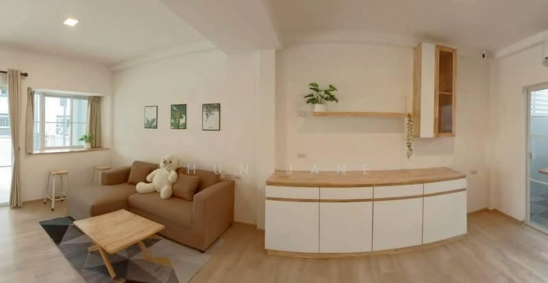 Indy 2 Bangna-Ramkhamhaeng 2 : อินดี้ 2 บางนา-รามคําแหง2, กรุงเทพ, ซ.รามคำแหง 2, ดอกไม้, ประเวศ, กรุงเทพ, 89 ตร.ม., ทาวน์เฮ้าส์ ให้เช่า, โดย Khun Jane, 500189134 - DDproperty.com