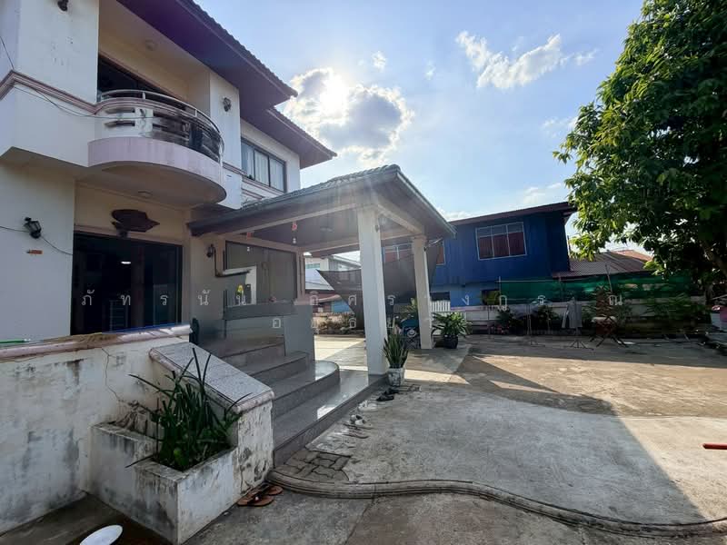 For Sale - บ้านเดี่ยว 2 ชั้น เพทาย ซอย 6 ถนนมรกต ตำบลท่าโรง อำเภอวิเชียรบุรี จังหวัดเพชรบูรณ์, Phetchabun