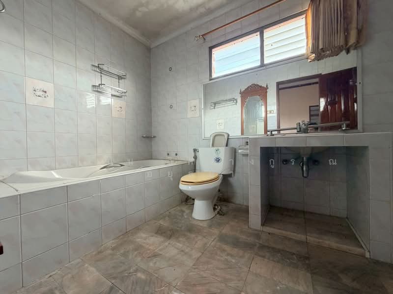 For Sale - บ้านเดี่ยว 2 ชั้น เพทาย ซอย 6 ถนนมรกต ตำบลท่าโรง อำเภอวิเชียรบุรี จังหวัดเพชรบูรณ์, Phetchabun