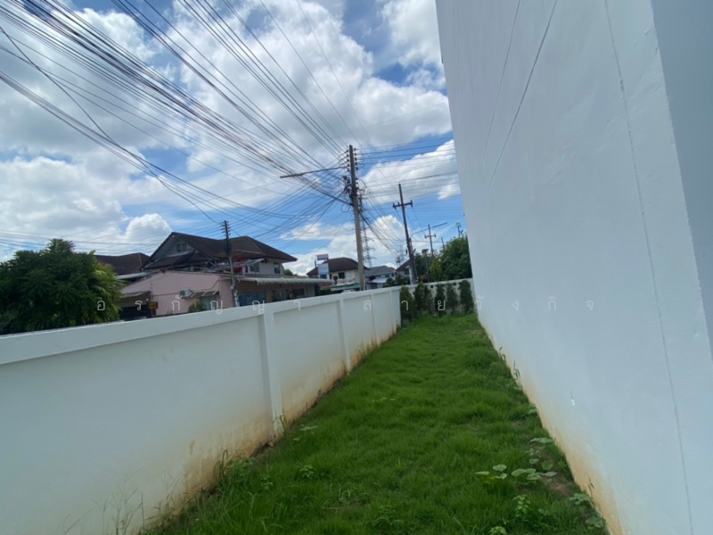 For Sale: Home Office in Baan Kluai Mai Project, Newly Built in a Great Location (ID:693HS), Chiang Mai, Nong Chom, San Sai, Chiang Mai, 2 Bedrooms, 114 sqm, Townhouse For Sale, by อรกัญญา สายวังกิจ, 500189153 - DDproperty.com