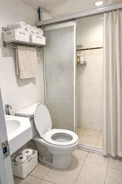 Lumpini Ville Sukhumvit 77, Bangkok, Sukhumvit 77 Road, Suan Luang, Suan Luang, Bangkok, 2 Bedrooms, 63 sqm, Condo For Sale, by Jutanon Komoottanaruk, 500189179 - DDproperty.com