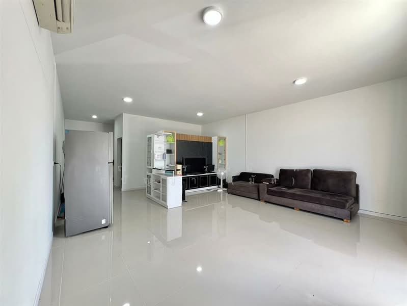 Pruksa Ville 99 : พฤกษาวิลล์ 99 ซอยเพชรเกษม91, Samut Sakhon, Om Noi, Krathum Baen, Samut Sakhon, 3 Bedrooms, 100 sqm, Townhouse For Sale, by คุณ มรรษนัญฑ์ สุปัญญา (มัส), 500189202 - DDproperty.com