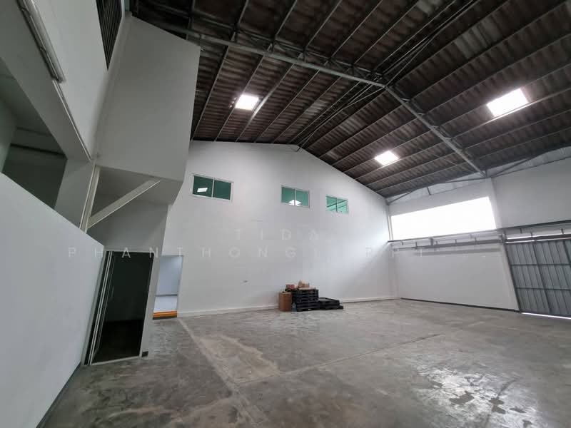 Warehouse for rent in Ramkhamhaeng-Khlongtan area, with new and beautiful office space. Near Airport, Bangkok, Khlong Toei, Khlong Toei, Bangkok, , 440 sqm, Warehouse/Factory For Rent, by Tida phanthonglarptawee, 500189233 - DDproperty.com