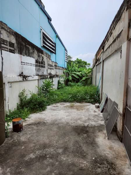 For Rent! 3.5-Storey Commercial Building, Newly Renovated and Ready to Move In (SPSSR122), Bangkok, สุขุมวิท105, Bang Na Tai, Bang Na, Bangkok, , 43 sqm, Shophouse For Rent, by Khun Poon, 500189241 - DDproperty.com