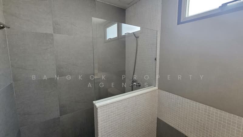 The Roof Garden Onnut : เดอะ รูฟ การ์เด้น อ่อนนุช, กรุงเทพ, 697 ซอยสุขุมวิท 50, พระโขนง, คลองเตย, กรุงเทพ, 122 ตร.ม., คอนโด ให้เช่า, โดย BANGKOK PROPERTY AGENTS, 500189242 - DDproperty.com