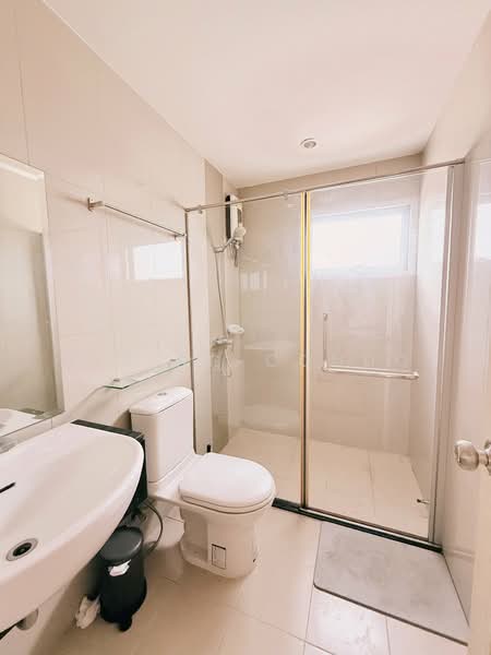 Supalai Park Ekkamai-Thonglor, Bangkok, Petchaburi Road, Bang Kapi, Huai Khwang, Bangkok, 1 Bedroom, 56 sqm, Condo For Rent, by Living Condo, 500189246 - DDproperty.com