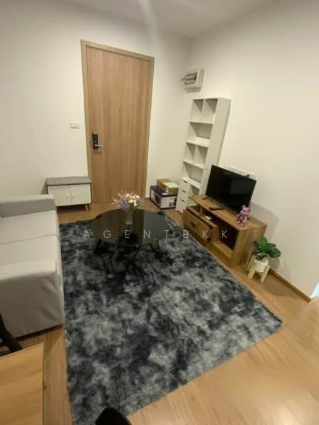The Livin Phetkasem, Bangkok, 689 Petchkasem Road, Bang Wa, Phasi Charoen, Bangkok, 1 Bedroom, 30 sqm, Condo For Rent, by Agentbkk, 500189266 - DDproperty.com