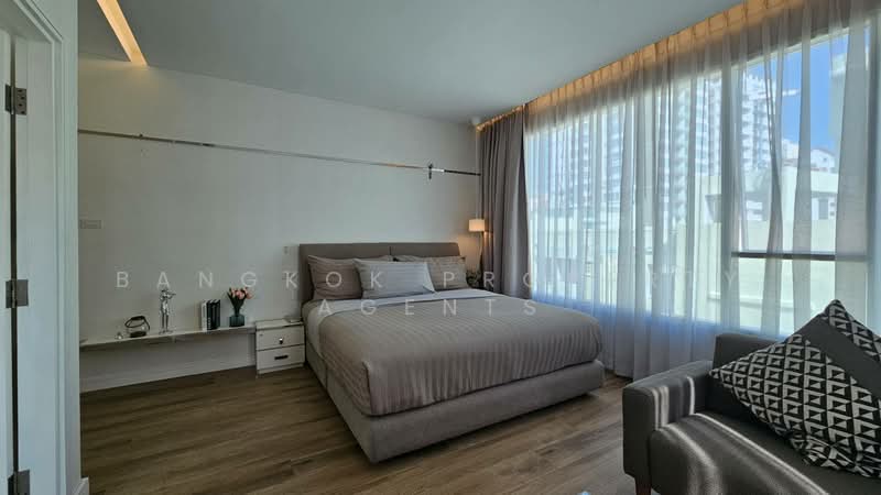 Wilshire Condominium, Bangkok, 80 Soi Sukhimvit 22, Khlong Toei, Khlong Toei, Bangkok, 3 Bedrooms, 160 sqm, Condo For Rent, by BANGKOK PROPERTY AGENTS, 500189274 - DDproperty.com
