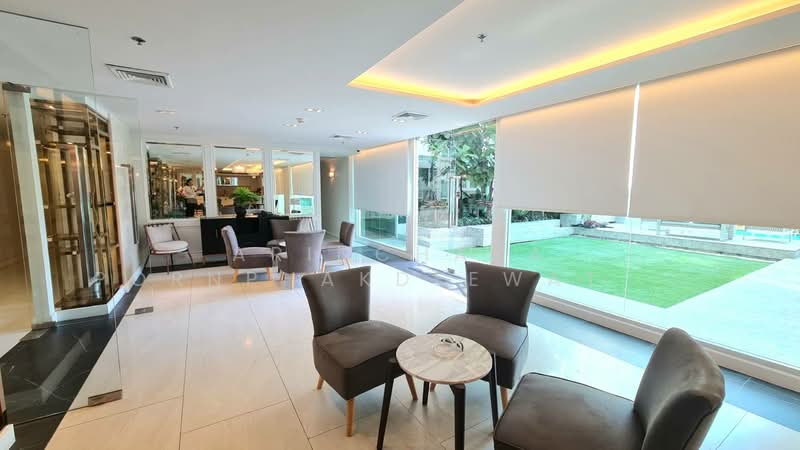 Bless Residence Ekkamai, Bangkok, Sukhumvit 71, Khlong Tan Nua, Watthana, Bangkok, 2 Bedrooms, 58 sqm, Condo For Rent, by Arinchaya Pornphakdeewattana, 500189275 - DDproperty.com