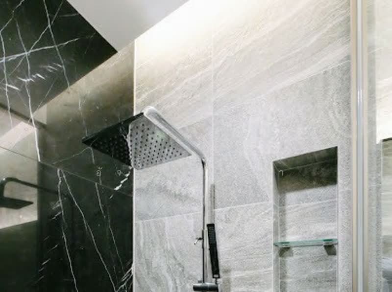 The Esse Sukhumvit 36, Bangkok, Soi Sukhumvit 36, Sukhumvit Road, Phra Kanong, Khlong Toei, Bangkok, 3 Bedrooms, 124 sqm, Condo For Rent, by รัชกานต์ อัจฉริยะโพธา, 500189282 - DDproperty.com