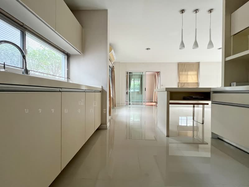 Nanthawan Uthayan-Aksa, Bangkok, Uthayan Road, Sala Thammasop, Thawi Watthana, Bangkok, 4 Bedrooms, 200 sqm, Single Detached House For Sale, by ณัฏฐ์อาณา บรรยงกะเสนา ณ อยุธยา, 500189292 - DDproperty.com