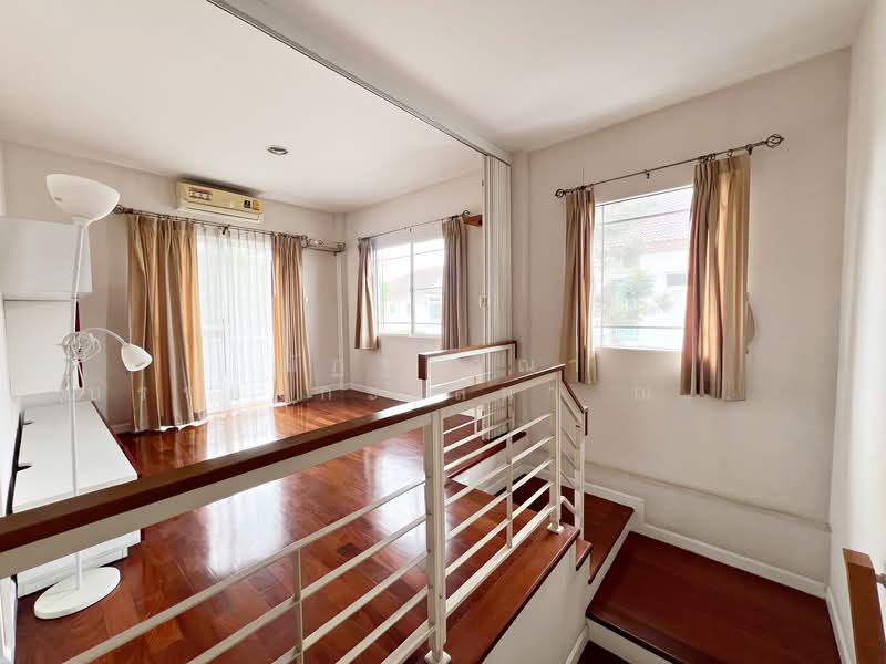 Nanthawan Uthayan-Aksa, Bangkok, Uthayan Road, Sala Thammasop, Thawi Watthana, Bangkok, 4 Bedrooms, 200 sqm, Single Detached House For Sale, by ณัฏฐ์อาณา บรรยงกะเสนา ณ อยุธยา, 500189292 - DDproperty.com