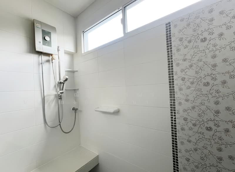 Nanthawan Uthayan-Aksa, Bangkok, Uthayan Road, Sala Thammasop, Thawi Watthana, Bangkok, 4 Bedrooms, 200 sqm, Single Detached House For Sale, by ณัฏฐ์อาณา บรรยงกะเสนา ณ อยุธยา, 500189292 - DDproperty.com