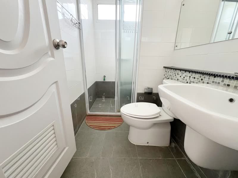 Nanthawan Uthayan-Aksa, Bangkok, Uthayan Road, Sala Thammasop, Thawi Watthana, Bangkok, 4 Bedrooms, 200 sqm, Single Detached House For Sale, by ณัฏฐ์อาณา บรรยงกะเสนา ณ อยุธยา, 500189292 - DDproperty.com