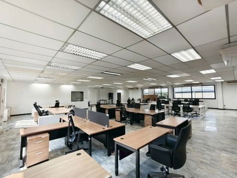 ให้เช่าอาคารสำนักงาน 2ชั้น ย่านถนนวิภาวดีรังสิต ระหว่างซอย 62-64, Bangkok, Talat Bang Khen, Lak Si, Bangkok, , 740 sqm, Office Space For Rent, by Narong Chutianankasem, 500189322 - DDproperty.com