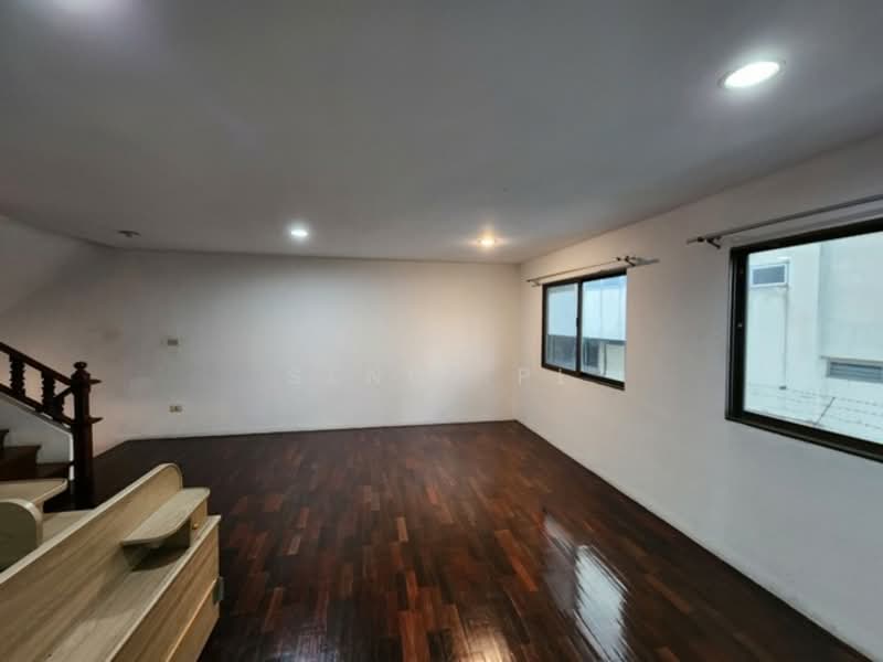 ให้เช่าทาวน์โฮม 3ชั้น เหมาะทำโฮมออฟฟิศและที่อยู่อาศัย ซอยสุขุมวิท99 ใกล้ BTS บางจาก, Bangkok, Bang Chak, Phra Khanong, Bangkok, 4 Bedrooms, 250 sqm, Townhouse For Rent, by Narong Chutianankasem, 500189341 - DDproperty.com