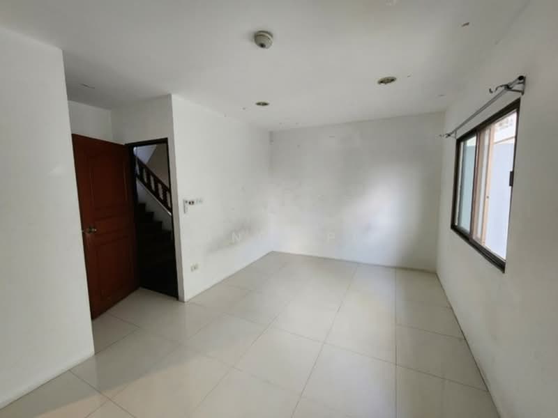 ให้เช่าทาวน์โฮม 3ชั้น เหมาะทำโฮมออฟฟิศและที่อยู่อาศัย ซอยสุขุมวิท99 ใกล้ BTS บางจาก, กรุงเทพ, บางจาก, พระโขนง, กรุงเทพ, 250 ตร.ม., ทาวน์เฮ้าส์ ให้เช่า, โดย Seng .PL, 500189341 - DDproperty.com