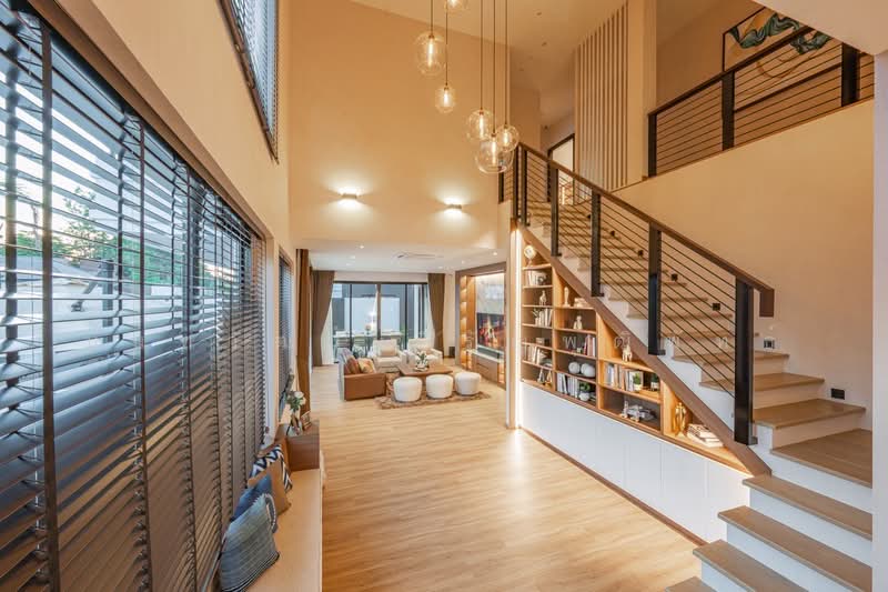 Luxurious 5-Bedroom Pool Villa near Chiang Mai Airport for Sale, Chiang Mai, Pa Daet, Muang Chiang Mai, Chiang Mai, 5 Bedrooms, 802 sqm, Villa For Sale, by Nunthawat Hiranputtipat, 500189368 - DDproperty.com