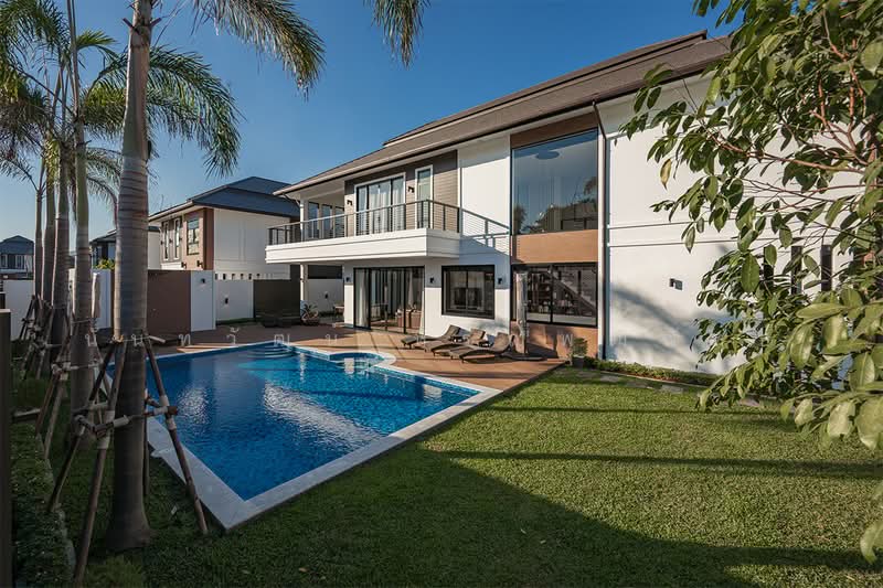 Luxurious 5-Bedroom Pool Villa near Chiang Mai Airport for Sale, Chiang Mai, Pa Daet, Muang Chiang Mai, Chiang Mai, 5 Bedrooms, 802 sqm, Villa For Sale, by Nunthawat Hiranputtipat, 500189368 - DDproperty.com