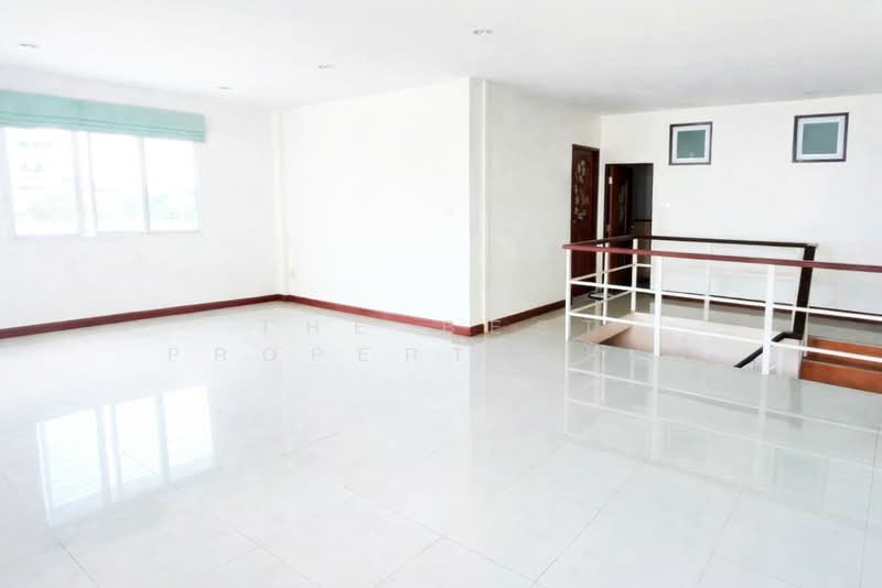 อาคารพาณิชย์เนินพระ ระยอง, Rayong, Taphong, Muang Rayong, Rayong, , 100 sqm, Shophouse For Sale, by The Best Property โบว์, 500189369 - DDproperty.com