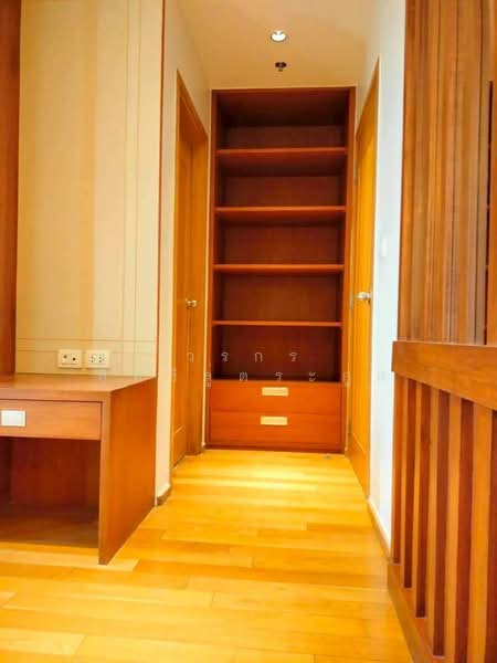 The Emporio Place, Bangkok, 93 Soi Sukhumvit 24, Sukhumvit Road, Khong Tan, Khlong Toei, Bangkok, 2 Bedrooms, 107 sqm, Condo For Rent, by วรกร สิทธิลู่ตระกูล, 500189393 - DDproperty.com