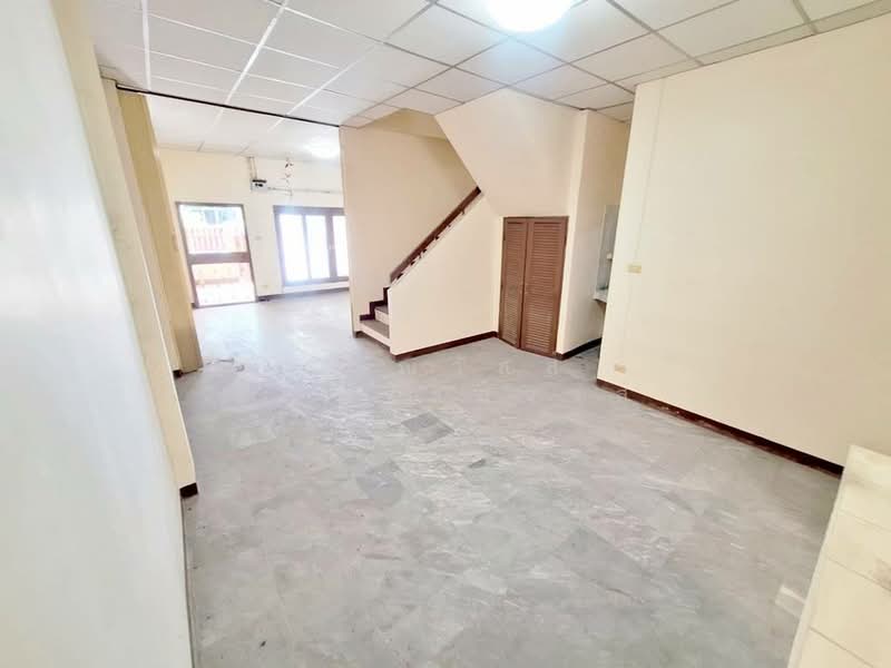 ขาย ทาวน์เฮ้าส์ หมู่บ้าน ร่มโพธิ์ บางบัวทอง, Nonthaburi, Bang Rak Pattana, Bang Bua Thong, Nonthaburi, 2 Bedrooms, 80 sqm, Townhouse For Sale, by กรณวัสส์ กัณฑวัสส์วงส์, 500189397 - DDproperty.com