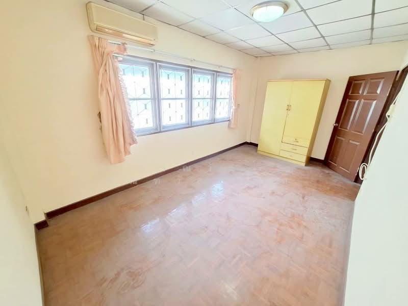 ขาย ทาวน์เฮ้าส์ หมู่บ้าน ร่มโพธิ์ บางบัวทอง, Nonthaburi, Bang Rak Pattana, Bang Bua Thong, Nonthaburi, 2 Bedrooms, 80 sqm, Townhouse For Sale, by กรณวัสส์ กัณฑวัสส์วงส์, 500189397 - DDproperty.com